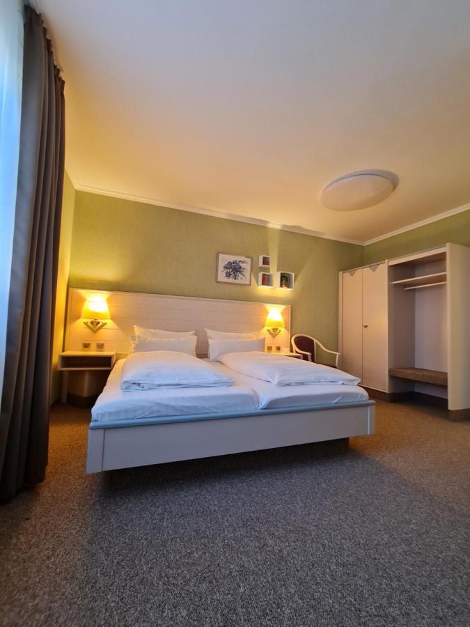 Ambiente Hotel Garni Plauen Ngoại thất bức ảnh