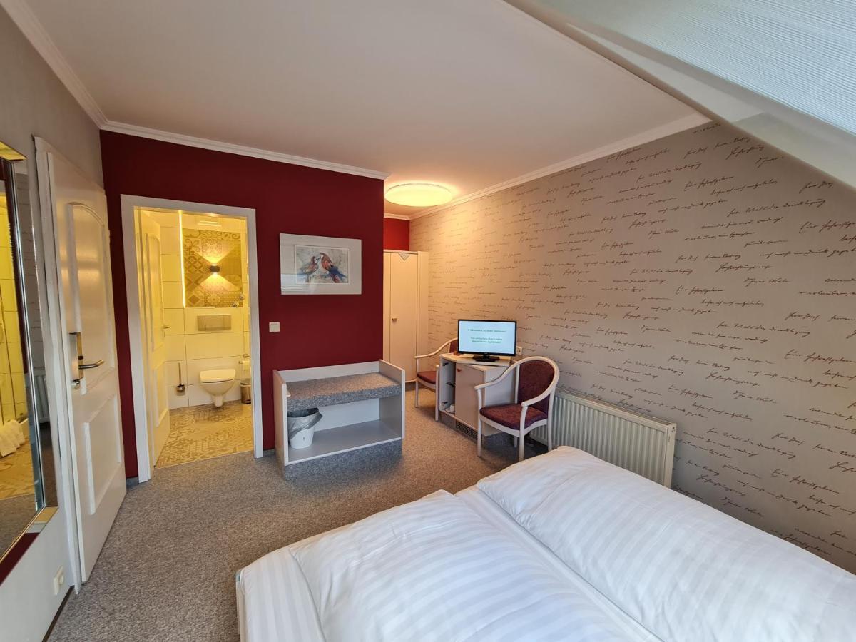 Ambiente Hotel Garni Plauen Ngoại thất bức ảnh