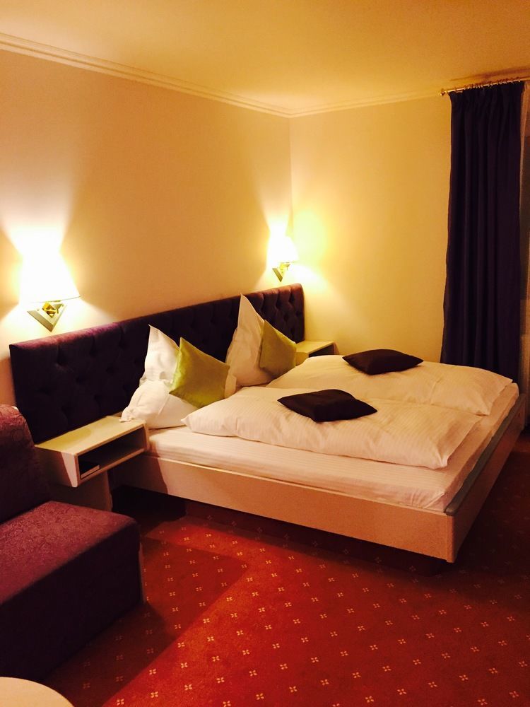 Ambiente Hotel Garni Plauen Ngoại thất bức ảnh